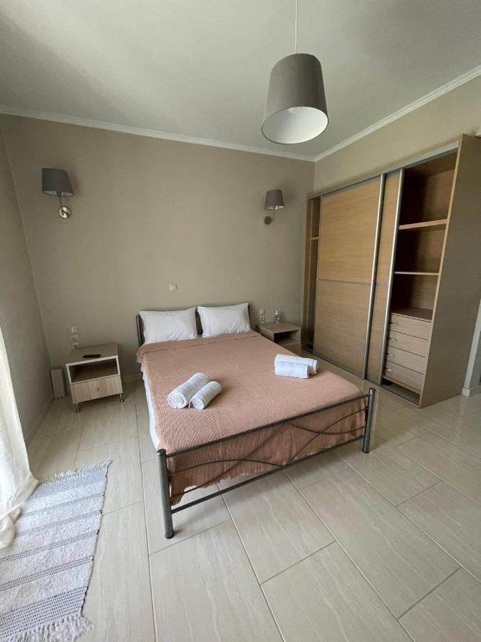 Apricus Apartments Apolpaina Eksteriør bilde